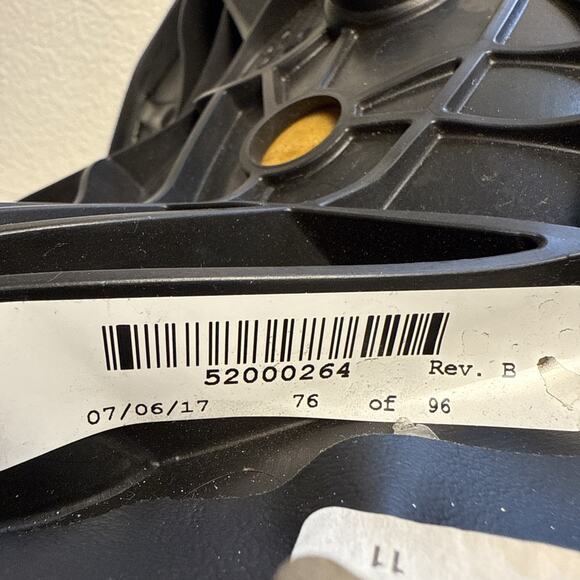 Harley Davidson Softail Up Pillion Pillow Seat Passenger Streetbob Low Profile - Picture 9 of 10